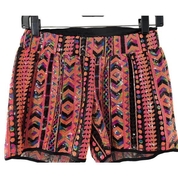 Wow COUTURE AZTEC PRINT SEQUIN SHORTS * - Picture 3 of 5